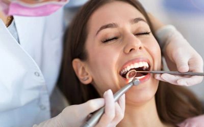 “Common Myths About Dental Health Debunked”